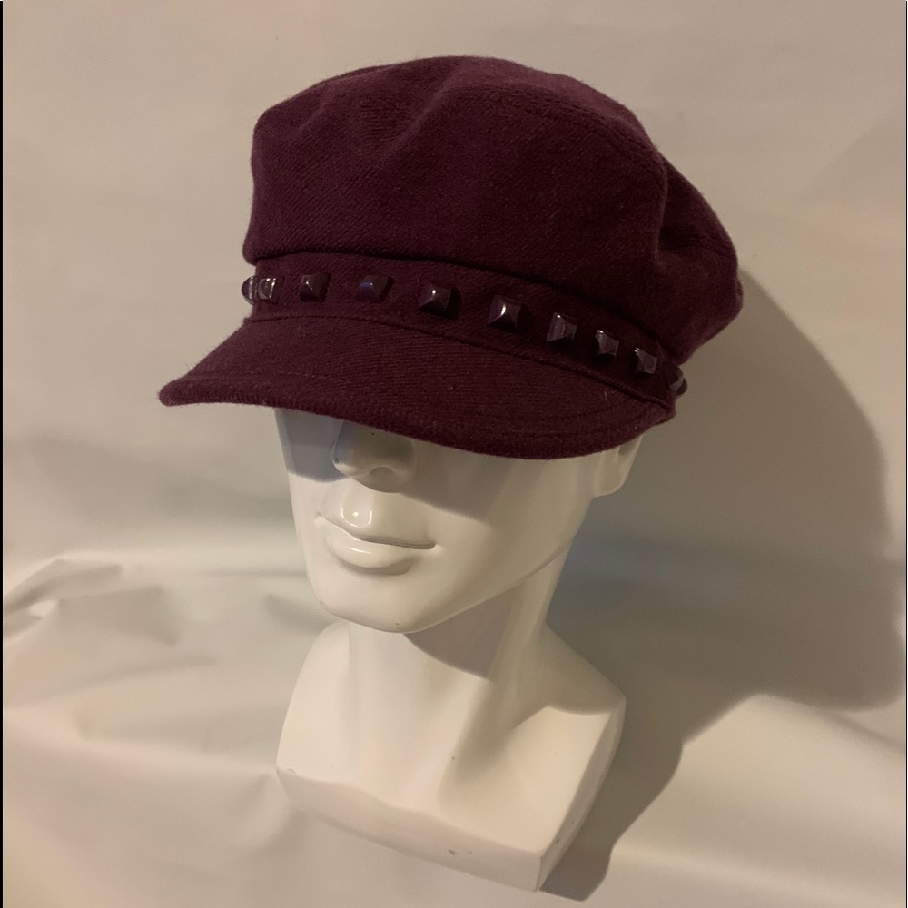 Juicy Couture Messenger Hat